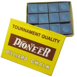 Pioneer snooker and pool cue chalk in blue